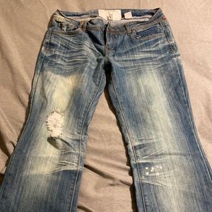 DOLLHOUSE distress jeans